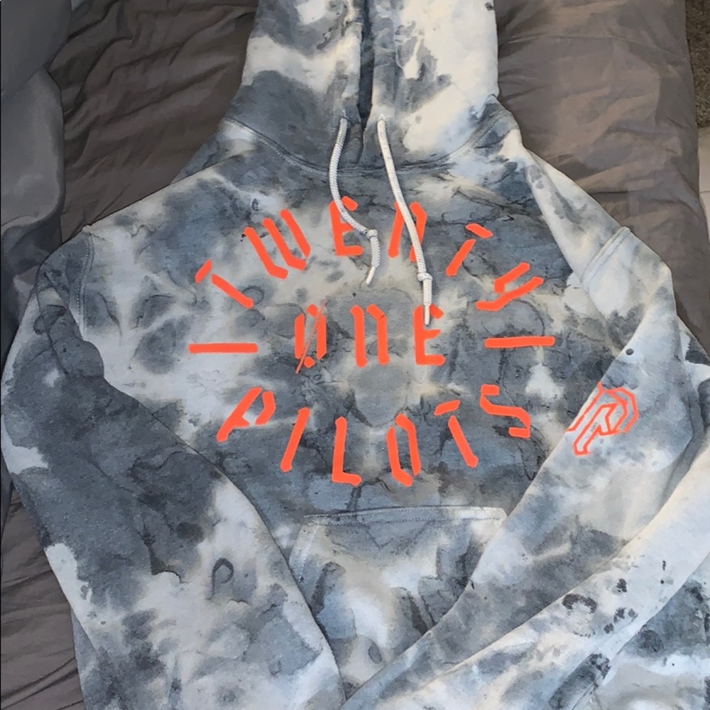 Twenty One Pilots sweatshirt